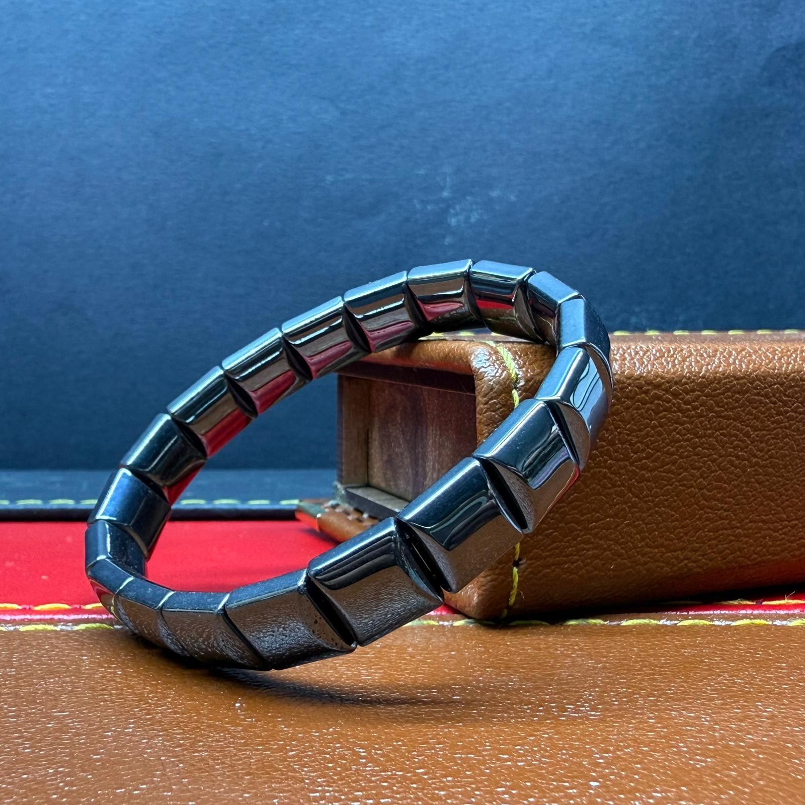 resimler/genel/Mat Siyah Kare Kesim Hematit Bileklik