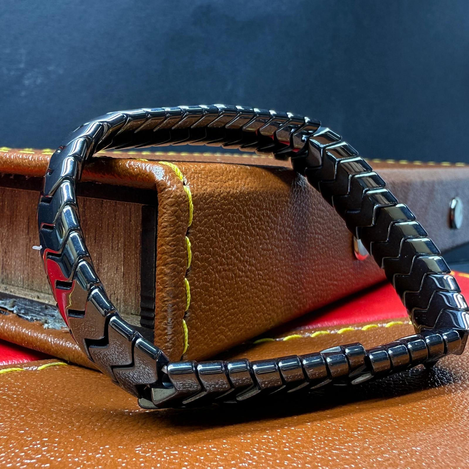 İnce Kesim Çavuş Model Gri Ton Hematit Bileklik