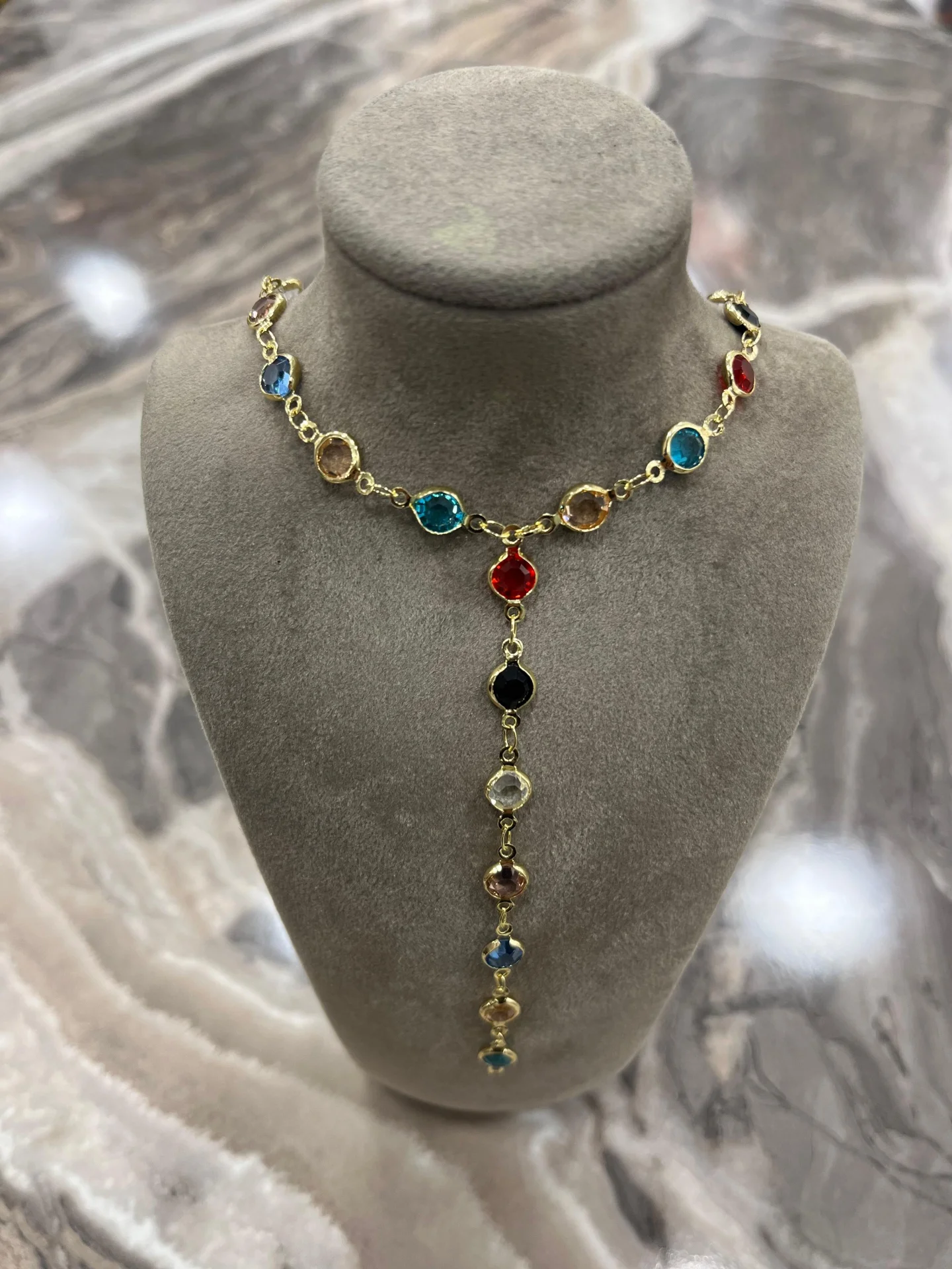   Taşlı Kararmaz Çelik Kolye