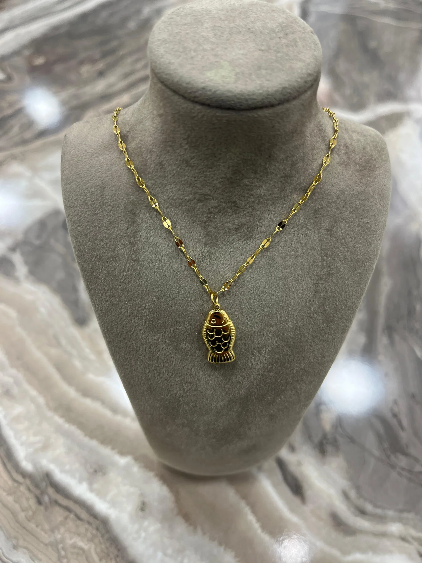 Kararmaz Balık Çelik Kolye