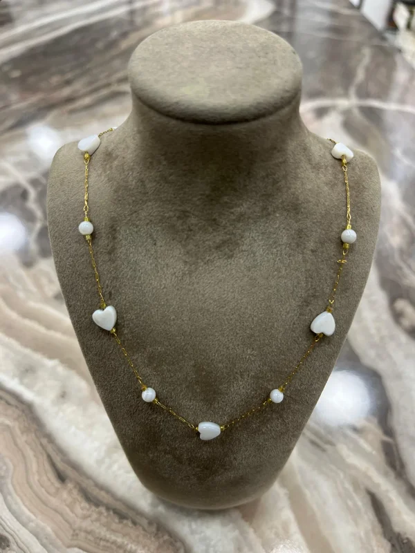 Beyaz Kalpli Çelik Kolye