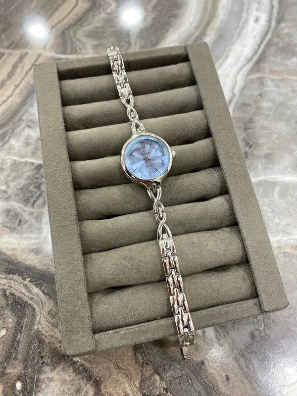 Gümüş Zincir Kordon Mavi Kadran Kadın Kol Saati