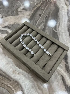   Taşlı Çelik Bileklik