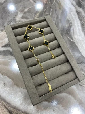 Siyah Yonca Model Çelik Bileklik 