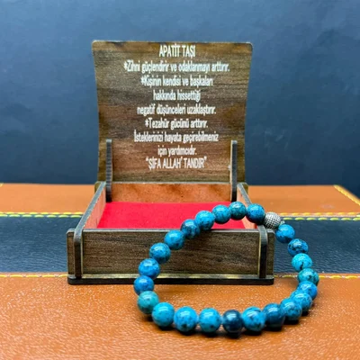 Özel Ahşap Kutulu Apatit Taşı Bileklik – Küre Kesim 8MM