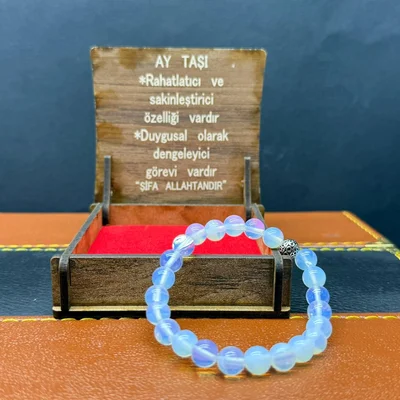 Özel Ahşap Kutulu Ay Taşı Bileklik – Küre Kesim 8MM