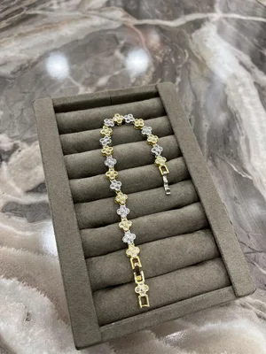 Altın Detaylı Taşlı Çiçek Model Çelik Bileklik